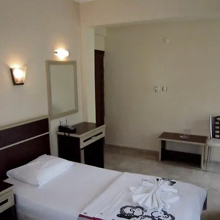 Kleopatra Aydin 阿拉尼亚