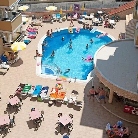 Kleopatra Aydin 阿拉尼亚