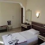 Hotel Kleopatra Aydin 3*